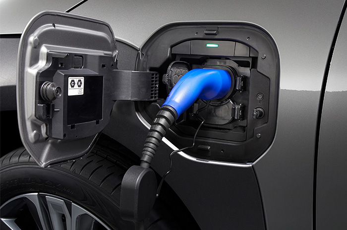 Moteur Subaru electrique recharge
